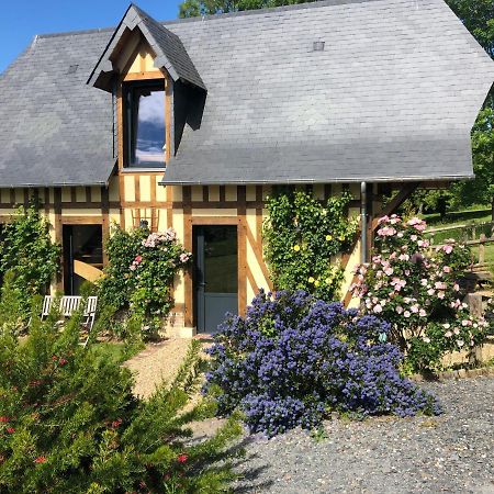 Vila Le Petit Orchard Bonneville-la-Louvet Exteriér fotografie